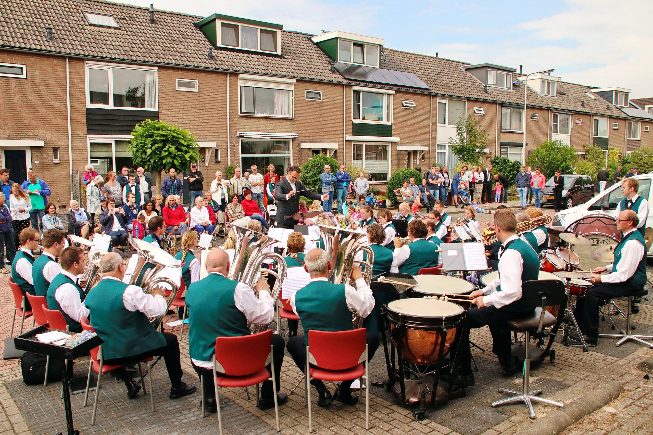 Lees meer over het artikel Pleinconcert Muziekvereniging Oefening Baart Kunst Driebruggen