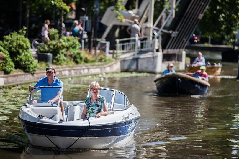 Lees meer over het artikel Aanvoer zoetwater naar West-Nederland om verzilting tegen te gaan