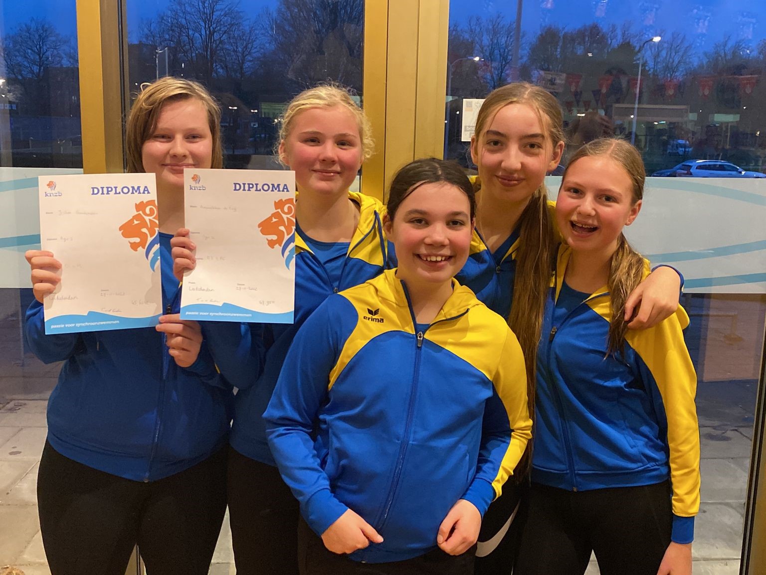 Lees meer over het artikel Diploma’s en limieten voor synchroonzwemsters BZ&PC