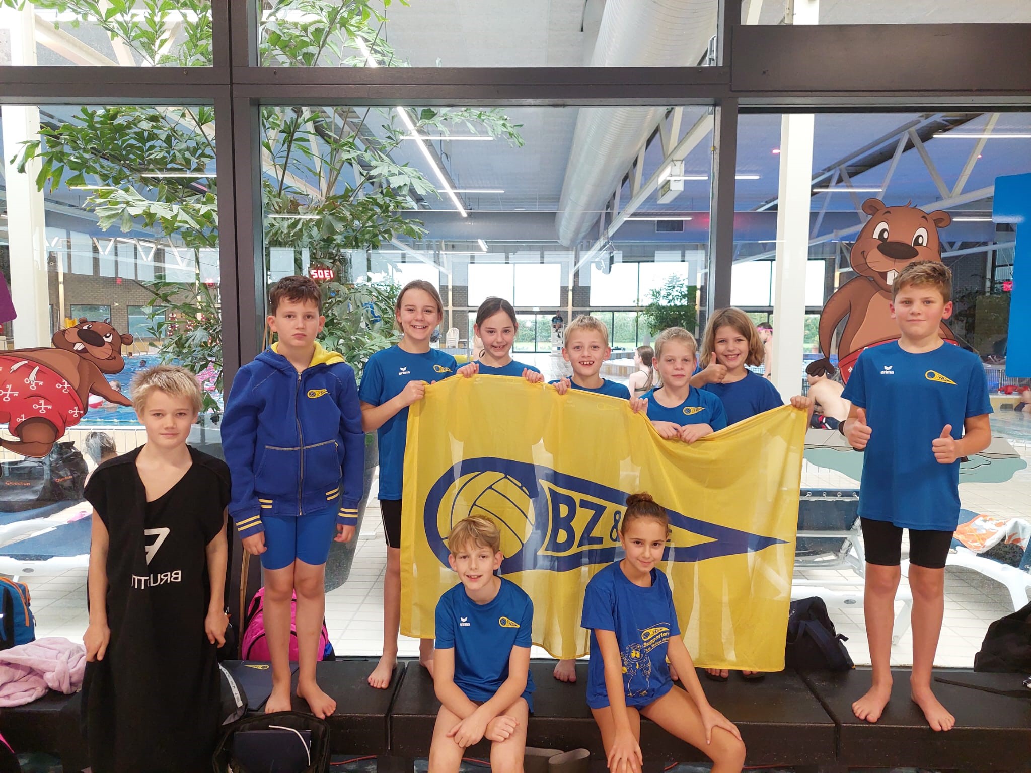 Lees meer over het artikel BZ&PC zwemmertjes presteren op Minioren ClubMeet
