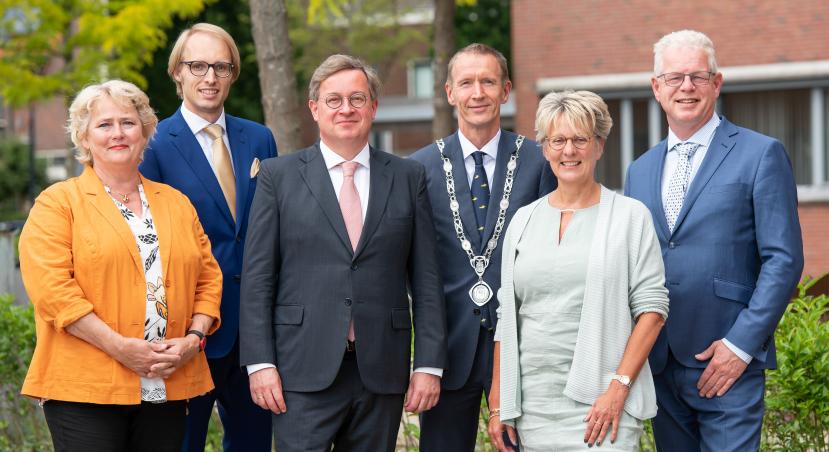 Lees meer over het artikel PvdA valt over twitterberichten wethouder