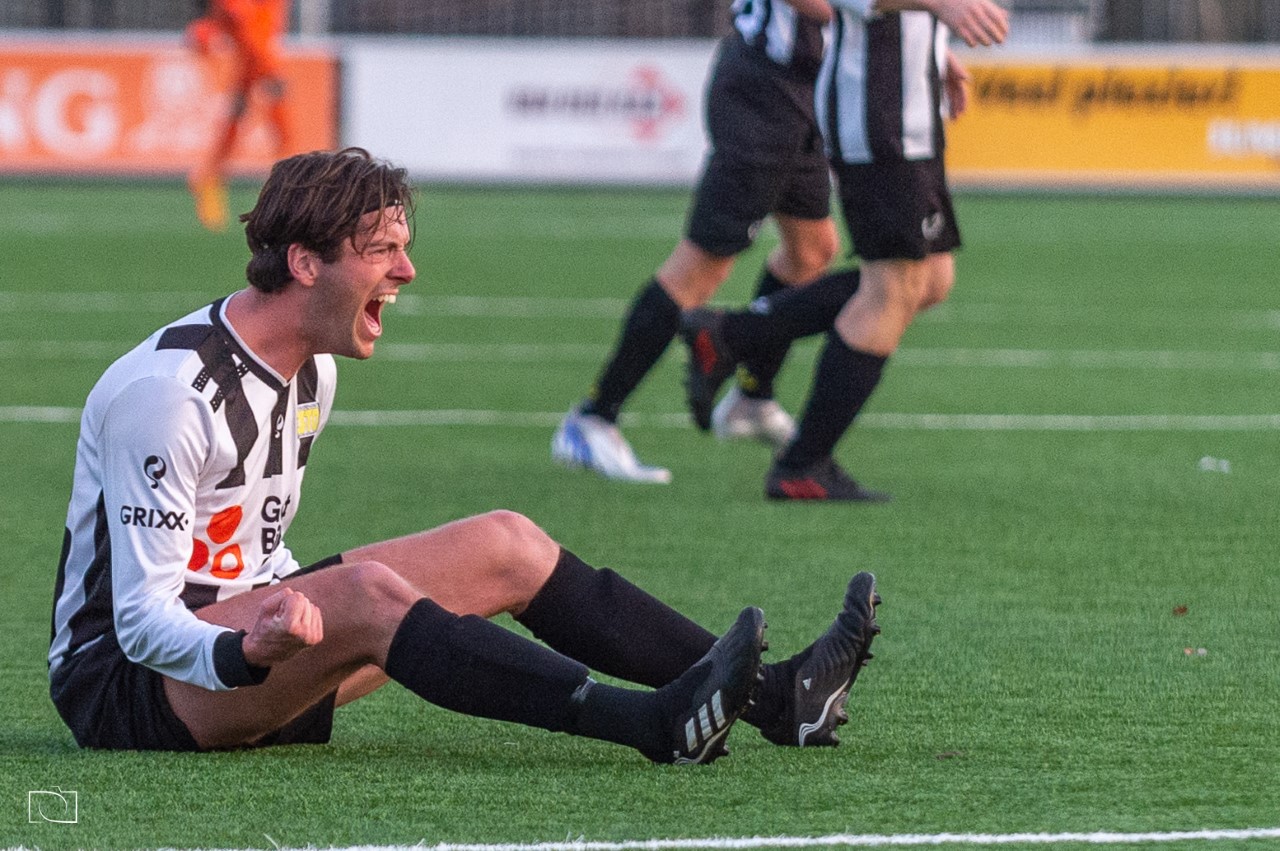 Lees meer over het artikel Esto wint van RVC’33 in sportieve derby.