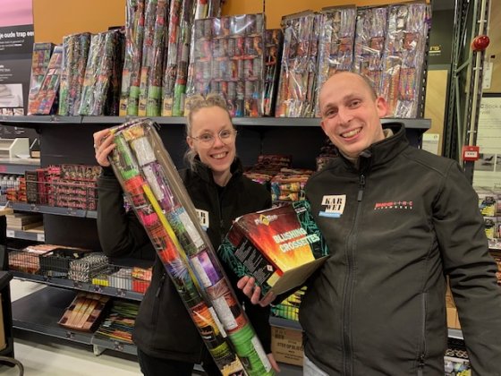Lees meer over het artikel Grote drukte bij vuurwerkverkoop Karwei Bodegraven