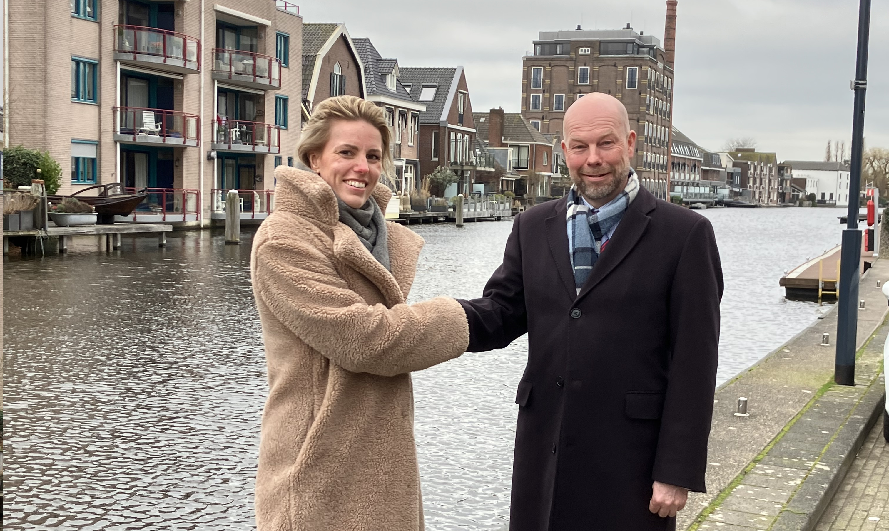 Lees meer over het artikel SenW blijft Rijnkadehaven beheren