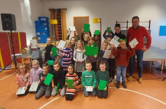 Lees meer over het artikel Willibrordschool wint groot Kinderboekenpakket