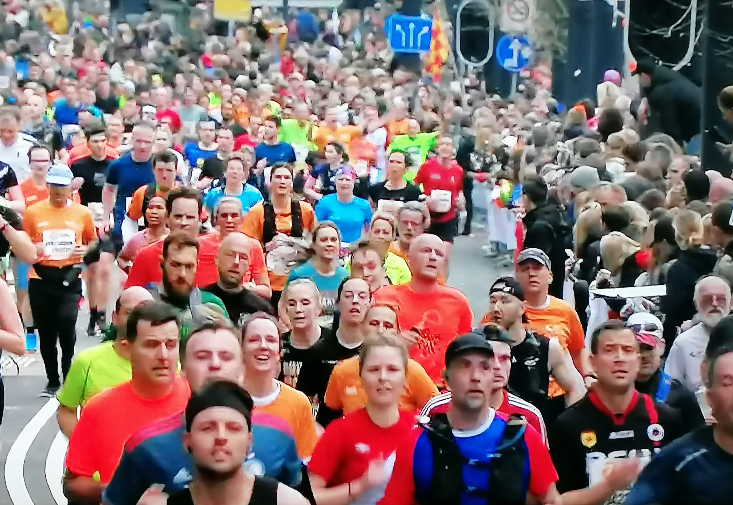 Lees meer over het artikel Atleten Sportclub Reeuwijk succesvol in Rotterdam Marathon