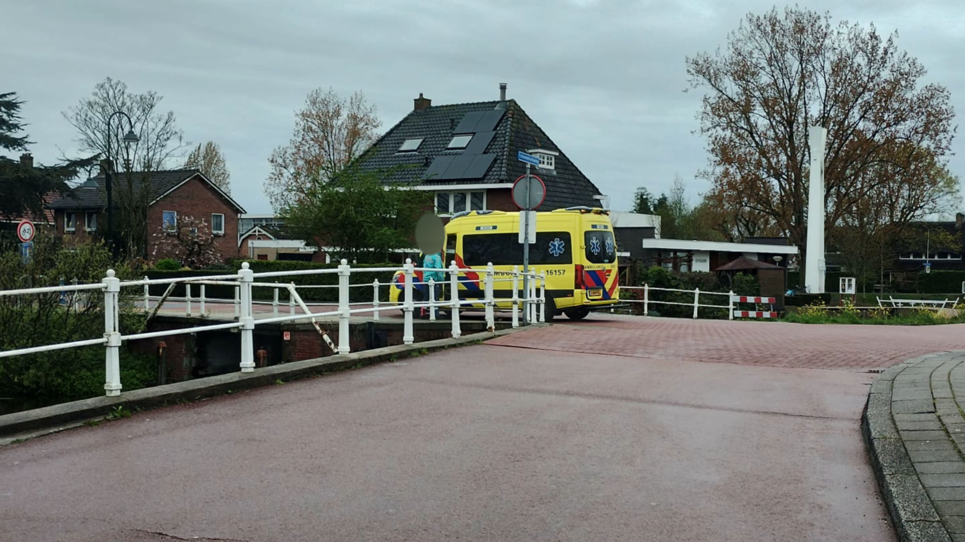 Lees meer over het artikel Opnieuw ongeval op Raadhuisweg-‘Gravenbroekseweg