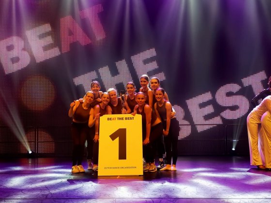 Lees meer over het artikel Dansgroep MOVE IT (Studio Forza) verovert de titel Nederlands Kampioen!