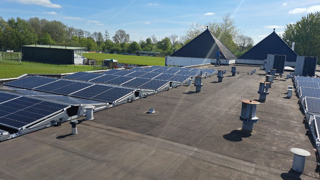 Lees meer over het artikel Rohda’76 steekt veel energie in energiebesparing