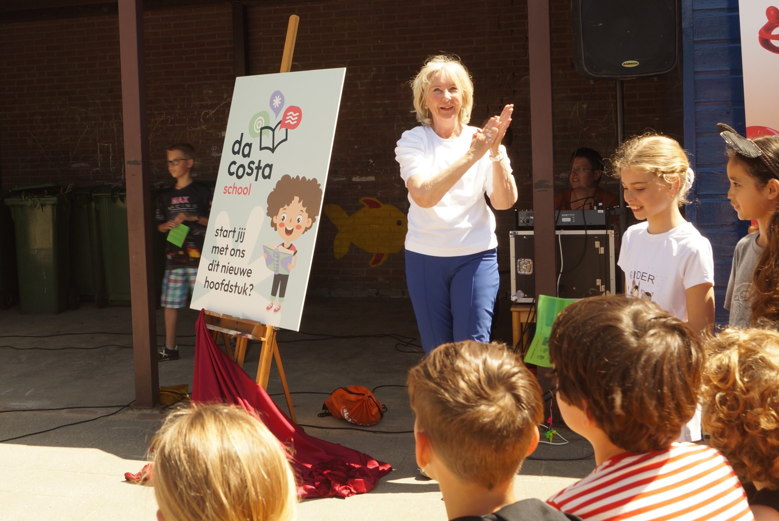 Lees meer over het artikel De Da Costaschool in Bodegraven opent het ‘boekenbal’