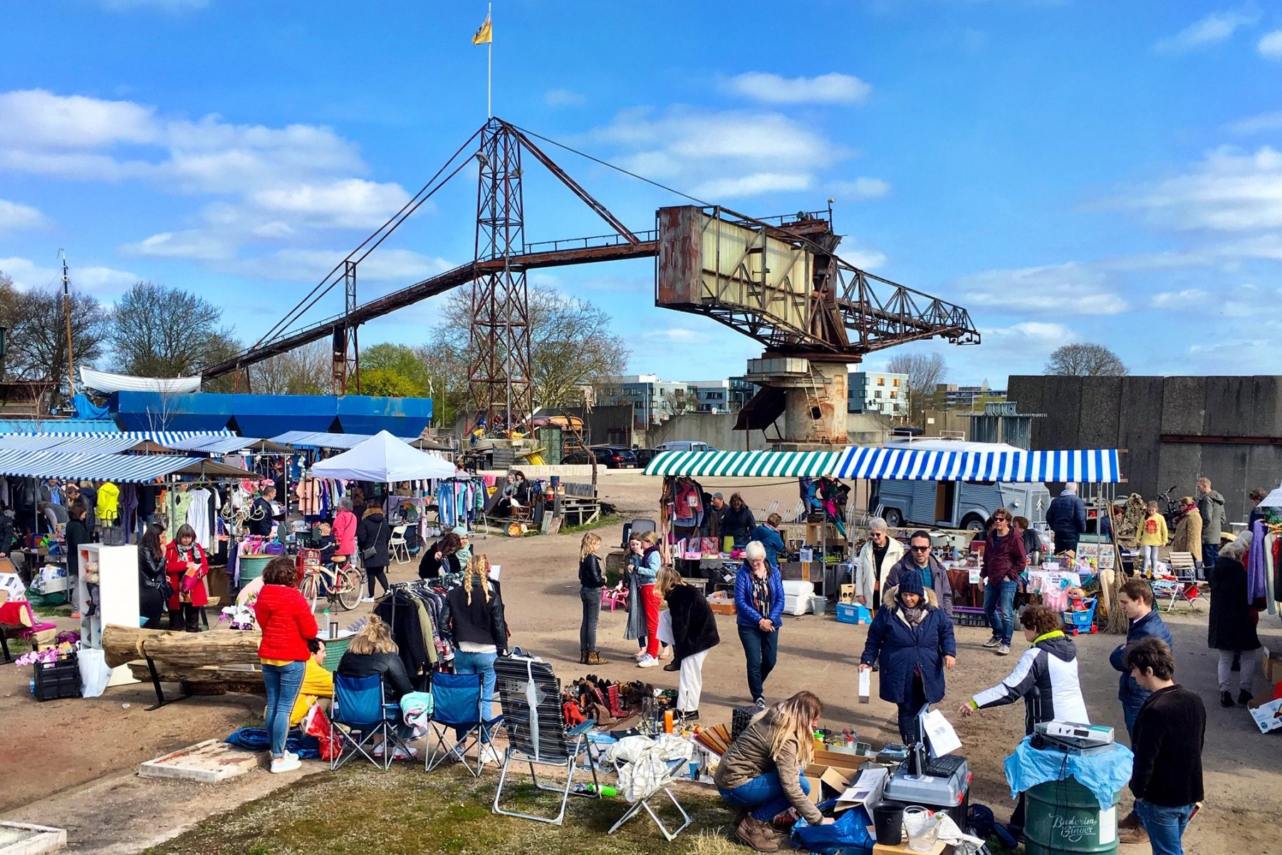 Lees meer over het artikel Luikse Snuffelmarkt op GOUDasfalt