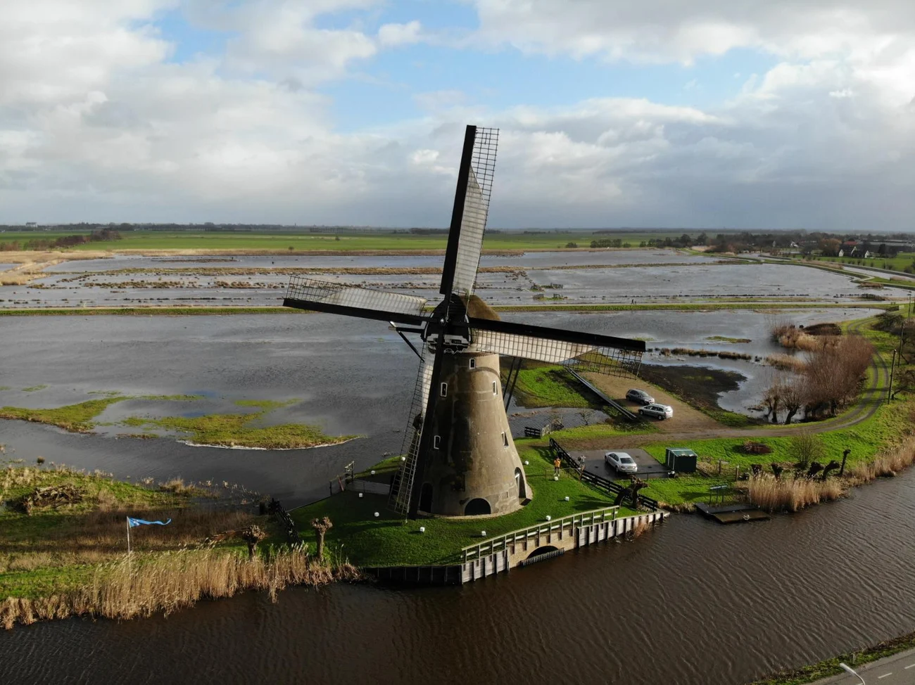Lees meer over het artikel Inlaten van water in de Hooge Boezem in het kader van grote crisisoefening