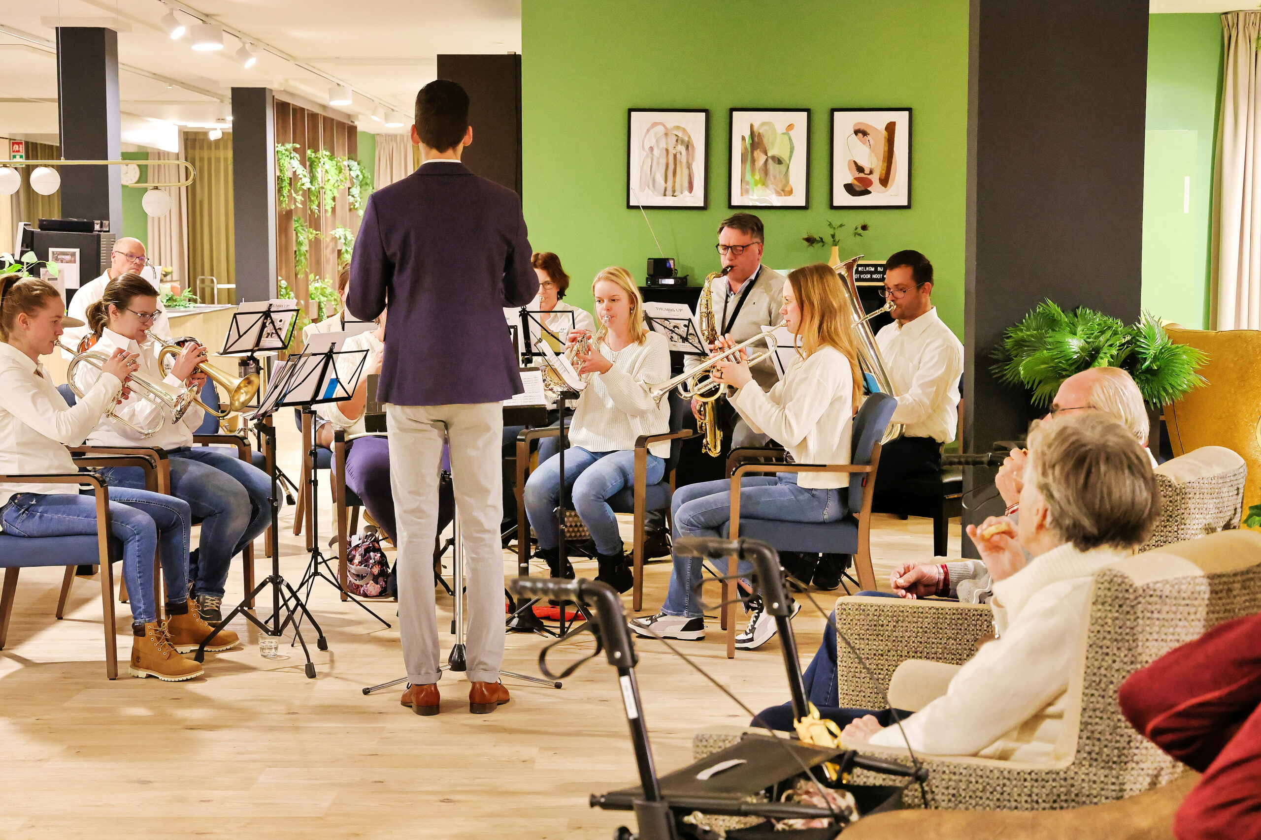 Lees meer over het artikel Geslaagde Muziekavond in Amadeushuis dankzij Opleidingsorkest OBK Driebruggen