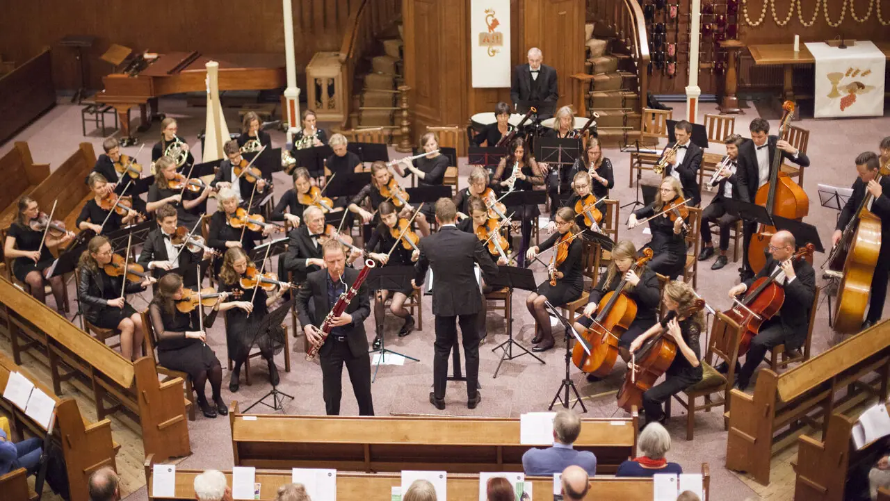 Lees meer over het artikel Zaterdagmiddagconcert: Symfonieorkest Sjosjanim