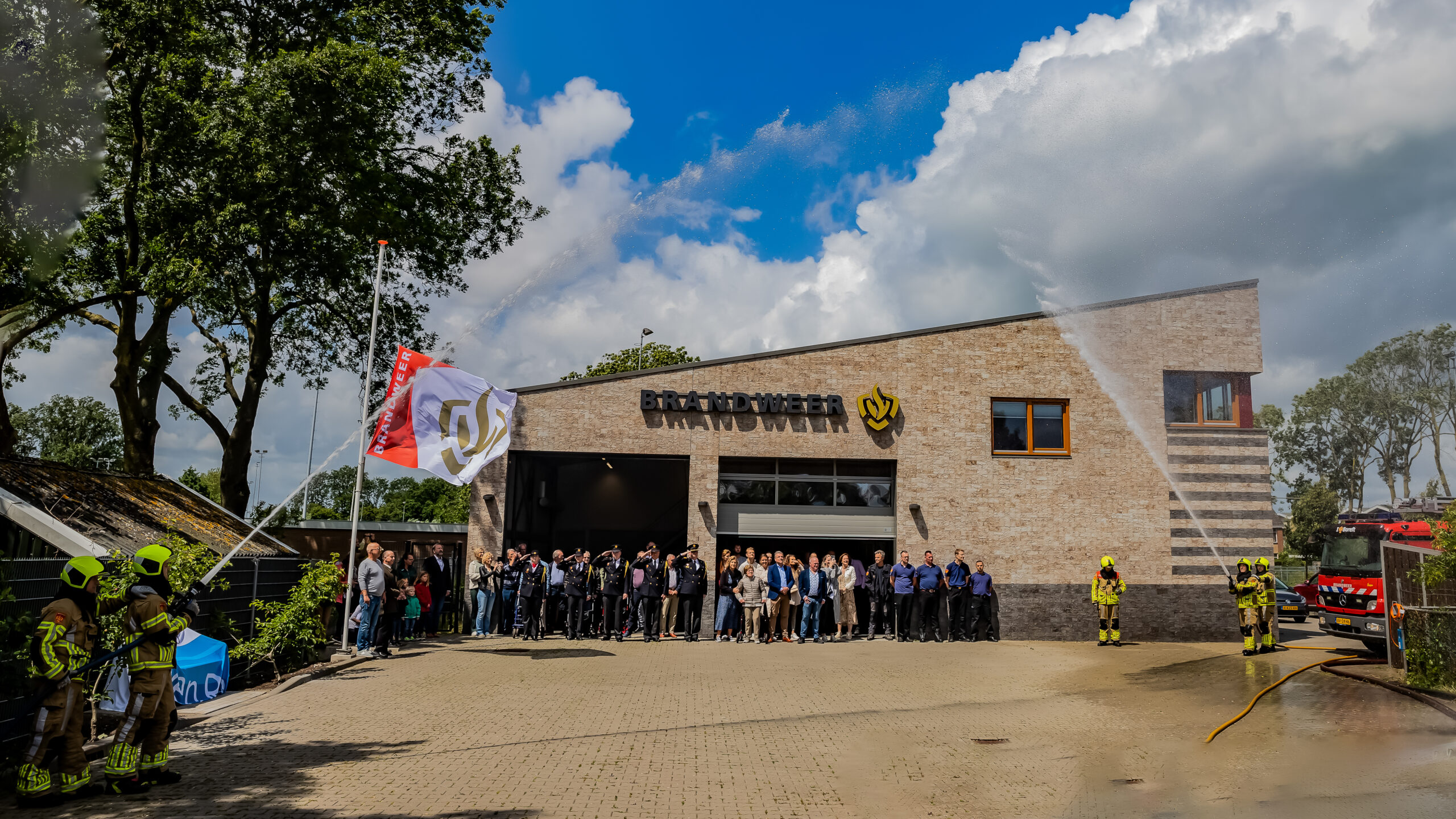 Lees meer over het artikel Brandweer Hollands Midden herdenkt omgekomen collega’s 
