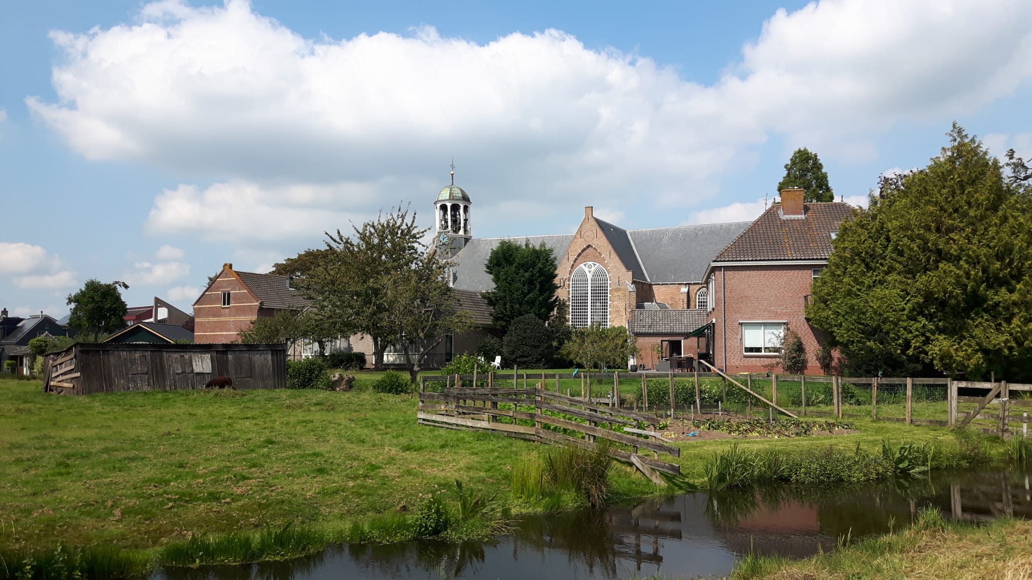 Lees meer over het artikel Het Verleden van Waarder: Een Geschiedenis van Ontginning, Oorlog en Heropbouw