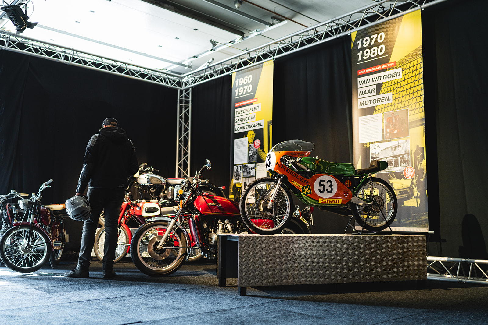 Lees meer over het artikel Motoren en de zoektocht naar geluk